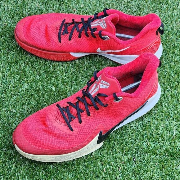 NIKE KOBE MAMBA - Mens Athletic Shoes - SIZE 14 - Picture 1 of 9
